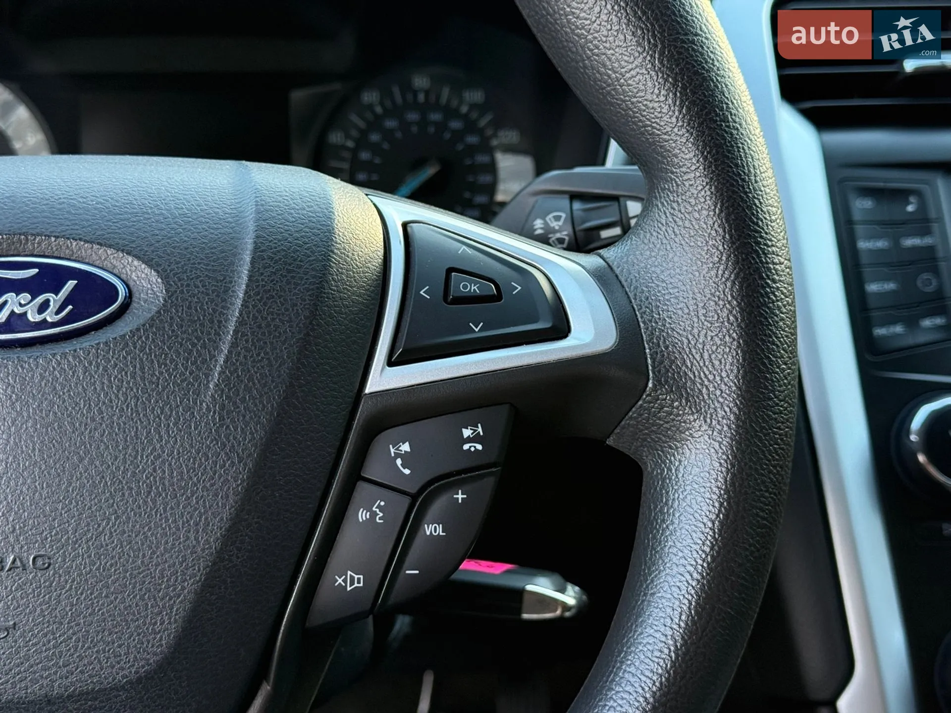 2015 Ford Fusion - мініатюра 19