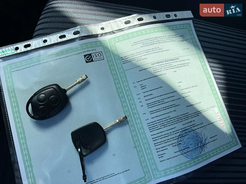 Хэтчбек Ford Fusion 2008 в Луцке документ