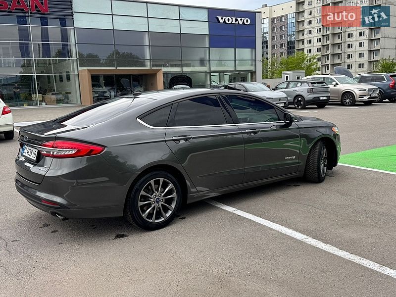 Седан Ford Fusion 2017 в Полтаві