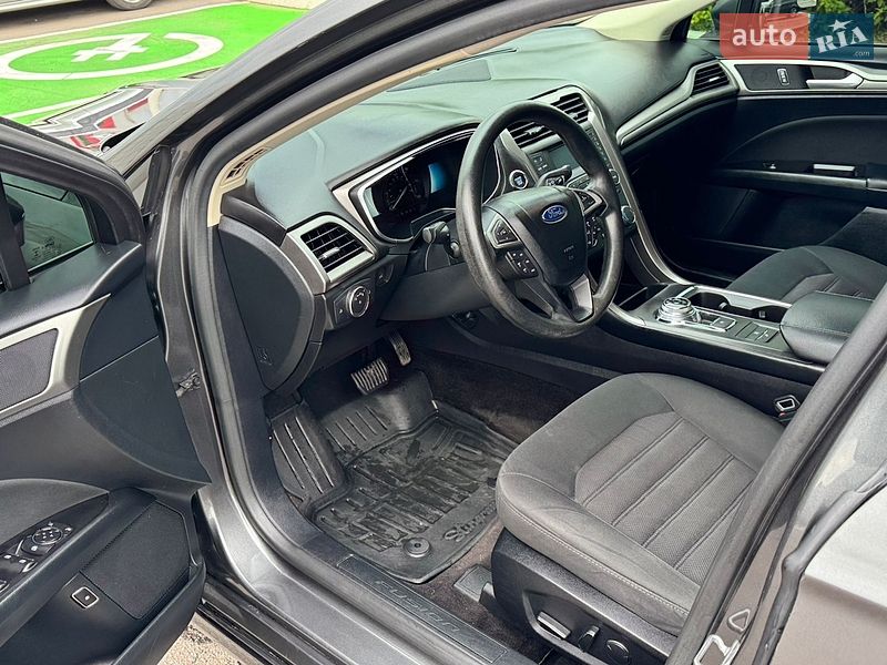 Седан Ford Fusion 2017 в Полтаві