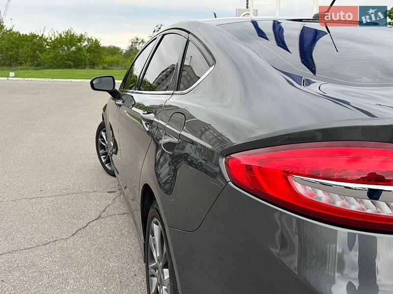Седан Ford Fusion 2017 в Полтаві