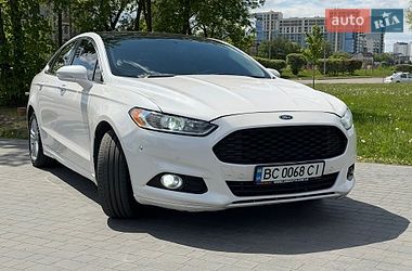 Седан Ford Fusion 2015 в Львове