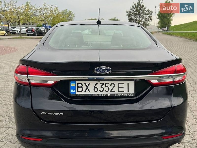 Седан Ford Fusion 2019 в Львове