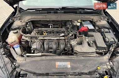 Седан Ford Fusion 2019 в Львове
