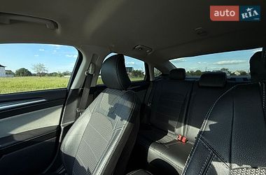 Седан Ford Fusion 2015 в Кременчуге