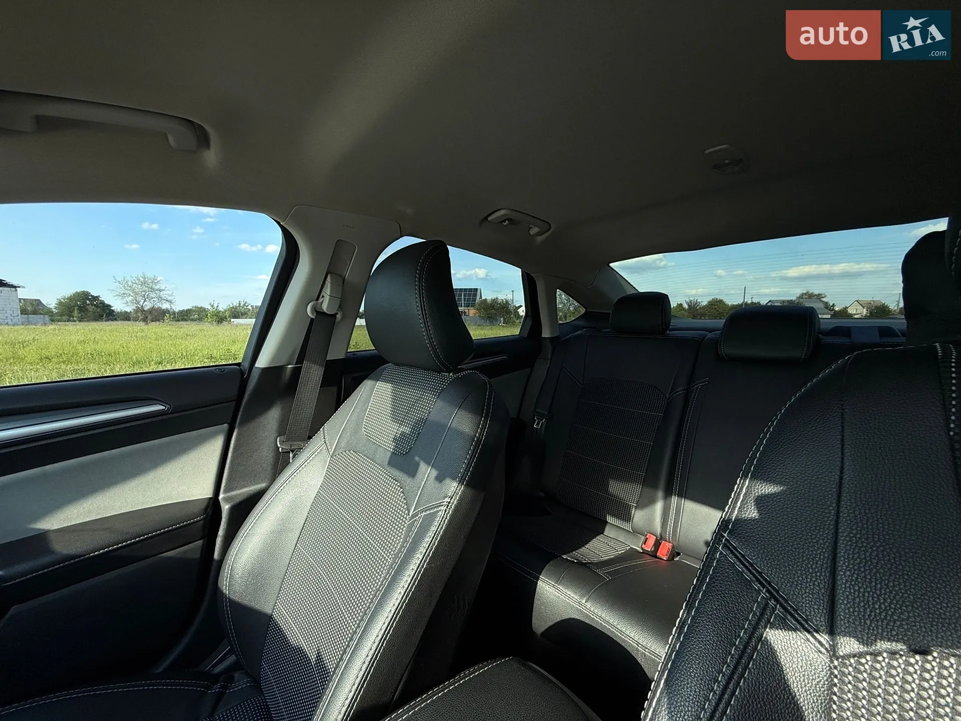 2015 Ford Fusion - мініатюра 14