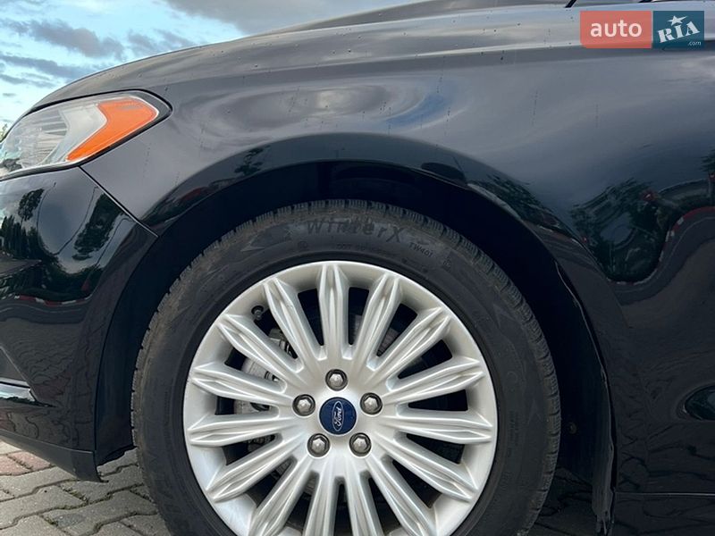 Седан Ford Fusion 2015 в Киеве фото 6 Седан Ford Fusion 2015 в Киеве