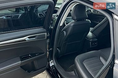 Седан Ford Fusion 2015 в Киеве фото 11 Седан Ford Fusion 2015 в Киеве