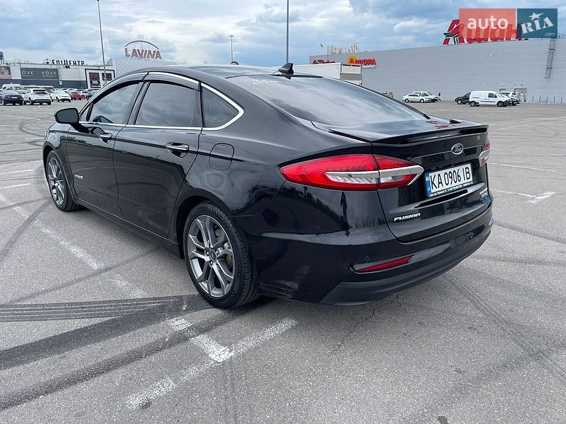 Седан Ford Fusion 2019 в Киеве