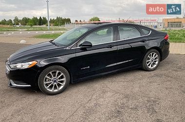 Седан Ford Fusion 2017 в Львове