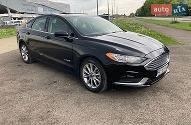 Седан Ford Fusion 2017 в Львове