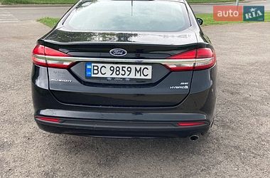 Седан Ford Fusion 2017 в Львове