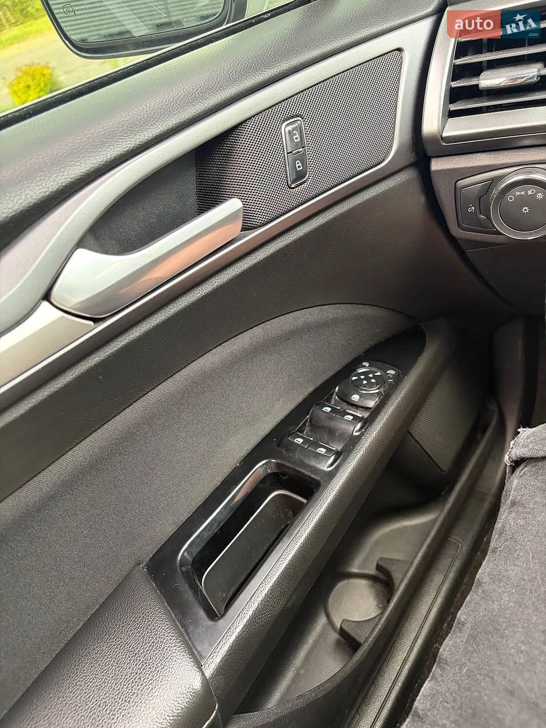 2015 Ford Fusion - мініатюра 11