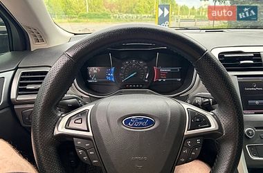 Седан Ford Fusion 2015 в Києві