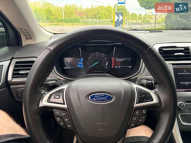 Седан Ford Fusion 2015 в Києві