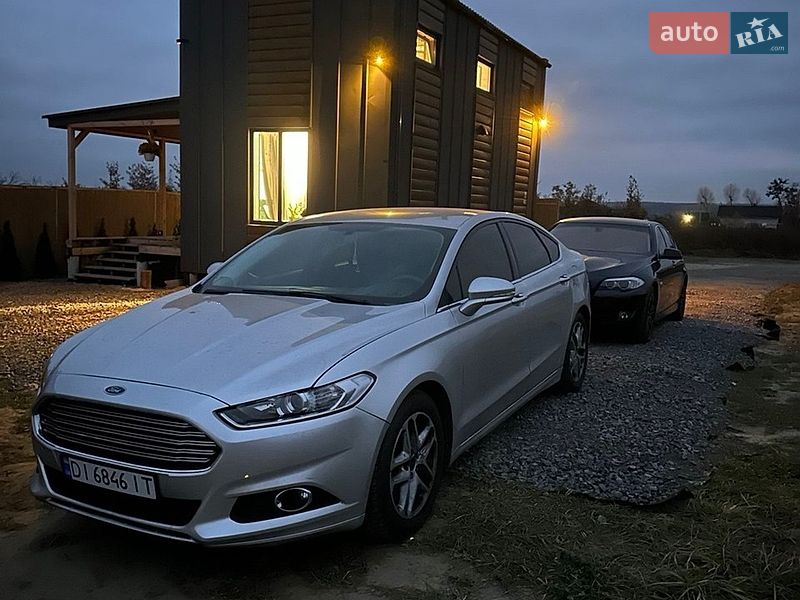 Седан Ford Fusion 2015 в Києві