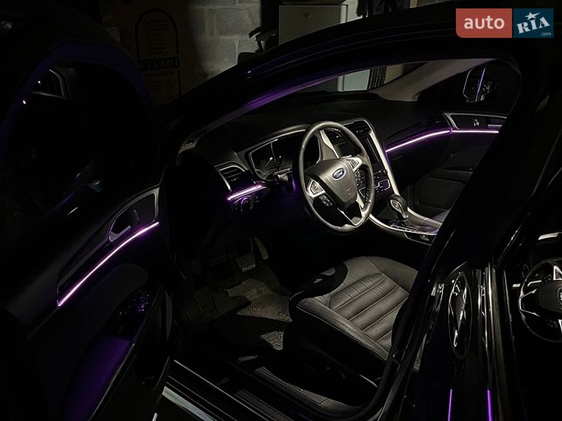 Седан Ford Fusion 2015 в Буську