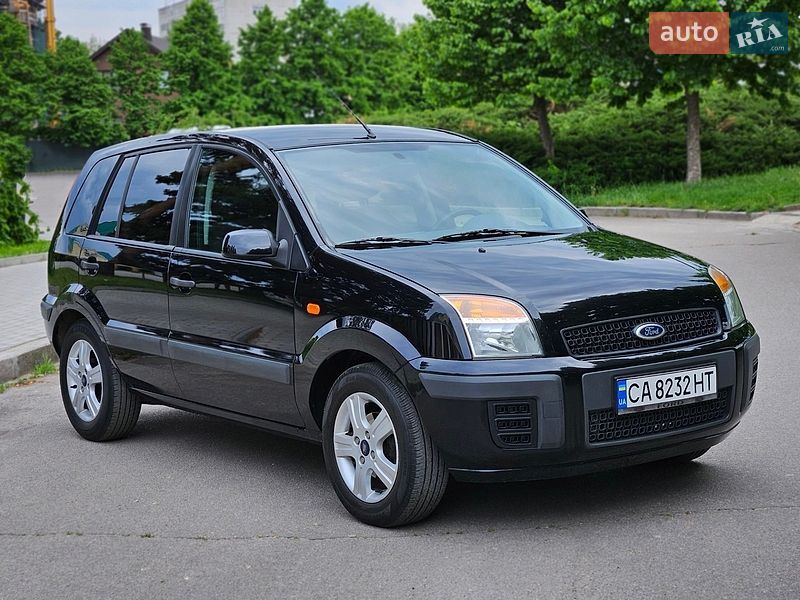 Хэтчбек Ford Fusion 2008 в Умани