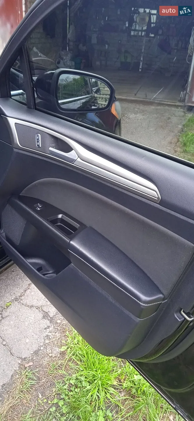2017 Ford Fusion - мініатюра 27