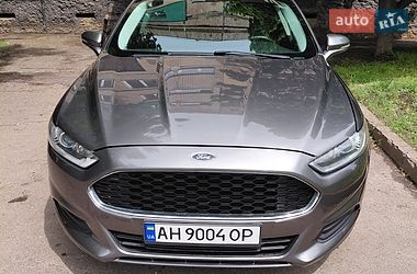 Седан Ford Fusion 2013 в Кривом Роге