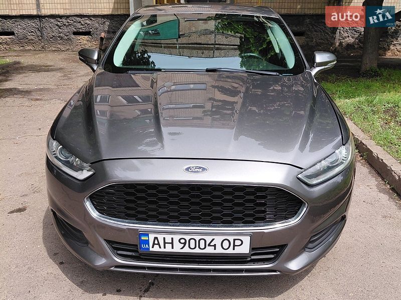Седан Ford Fusion 2013 в Кривом Роге