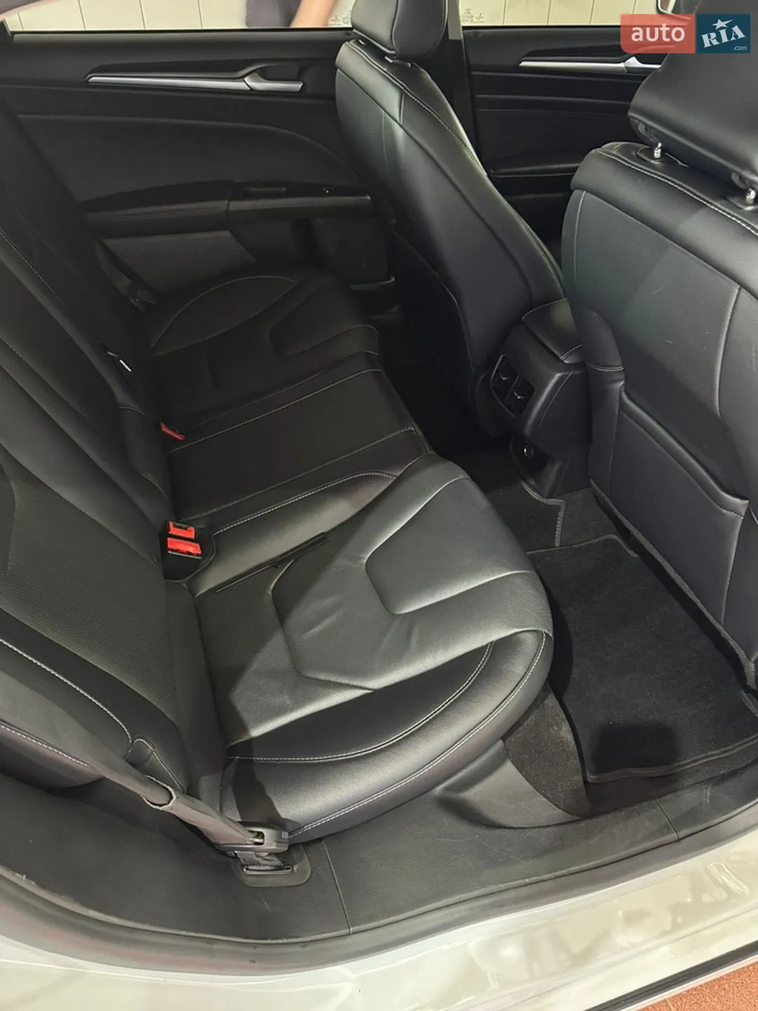 2019 Ford Fusion - мініатюра 16