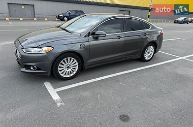 Седан Ford Fusion 2015 в Киеве