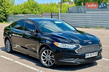 Седан Ford Fusion 2017 в Ровно