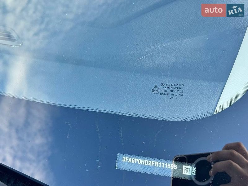 Седан Ford Fusion 2014 в Рені