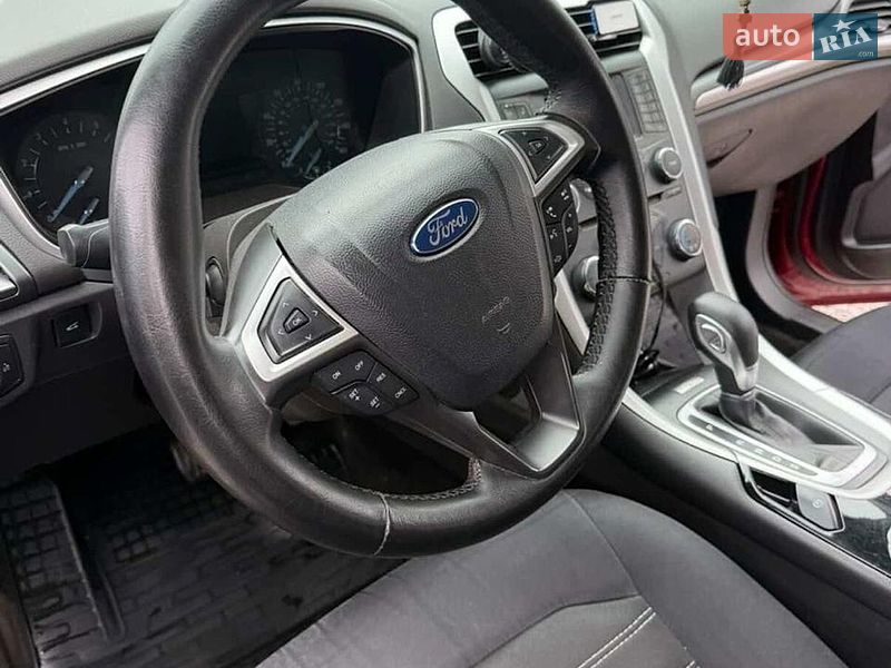 Седан Ford Fusion 2014 в Житомире