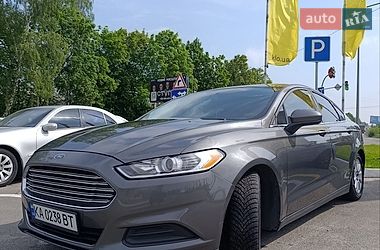 Седан Ford Fusion 2015 в Киеве