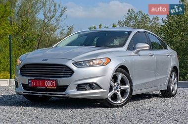 Седан Ford Fusion 2015 в Дрогобичі