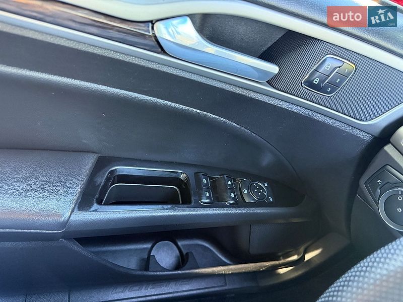 Седан Ford Fusion 2016 в Хмельнике