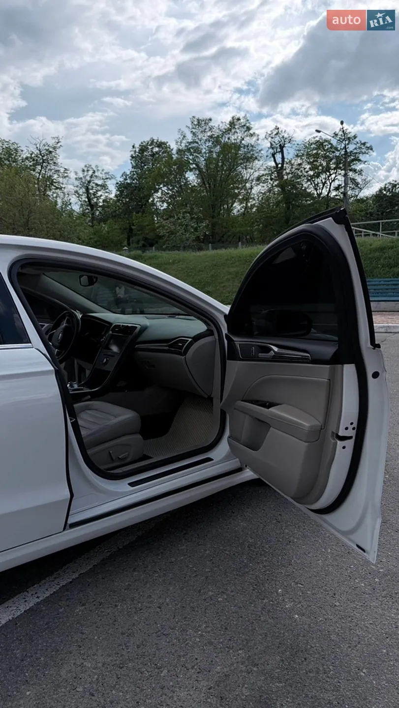 2016 Ford Fusion - мініатюра 13