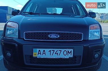 Хэтчбек Ford Fusion 2011 в Киеве