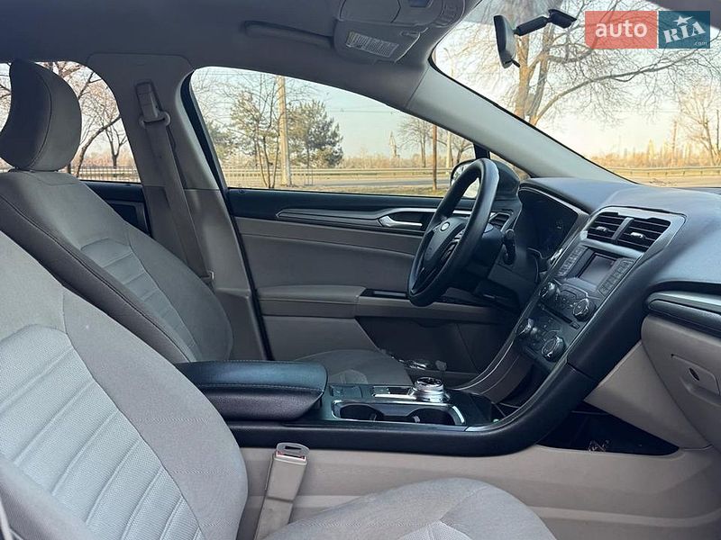 Седан Ford Fusion 2016 в Днепре