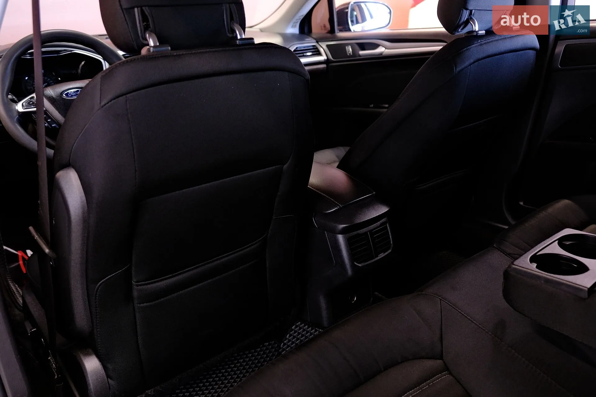 2014 Ford Fusion - мініатюра 28