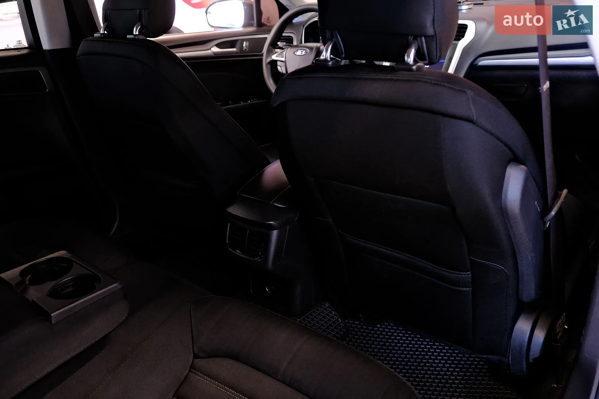 2014 Ford Fusion - мініатюра 32