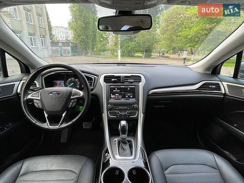 Седан Ford Fusion 2013 в Одесі