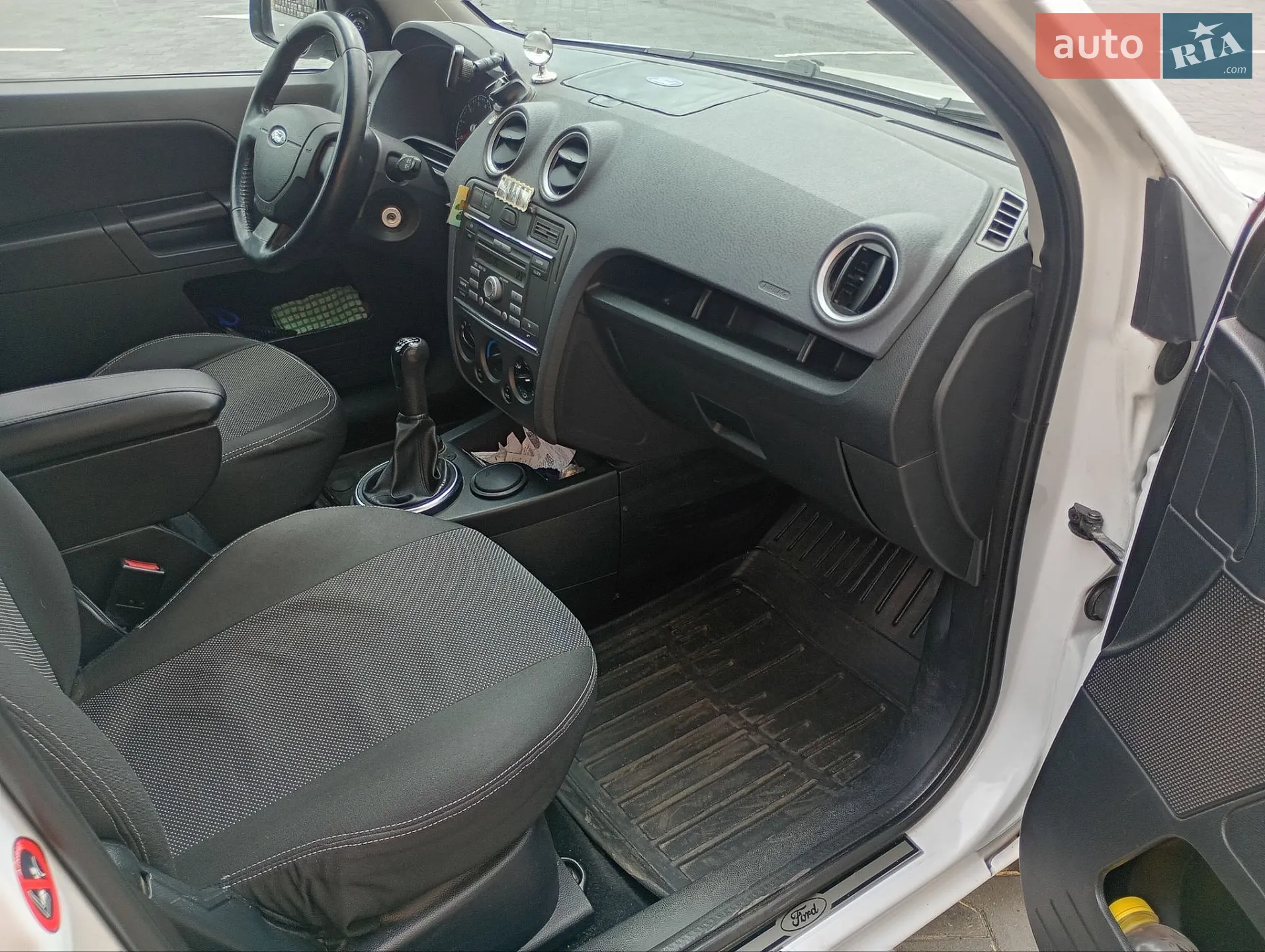 2011 Ford Fusion - мініатюра 19