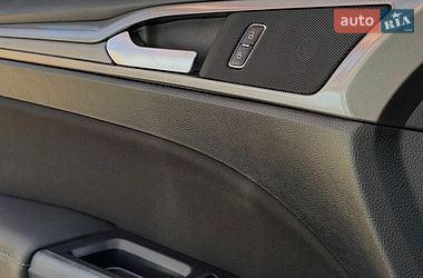 Седан Ford Fusion 2016 в Сумах
