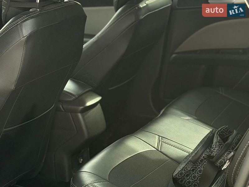 Седан Ford Fusion 2016 в Киеве фото 9 Седан Ford Fusion 2016 в Киеве