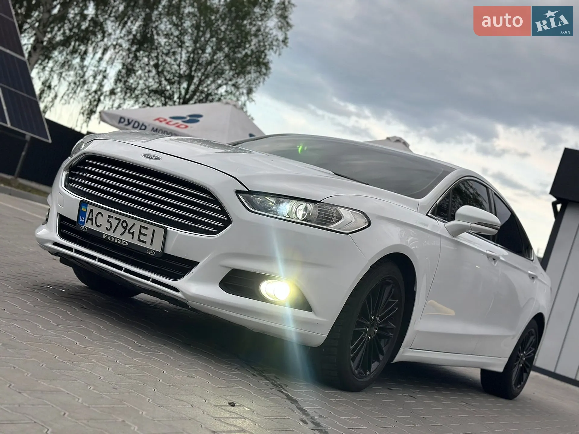 2013 Ford Fusion - мініатюра 6
