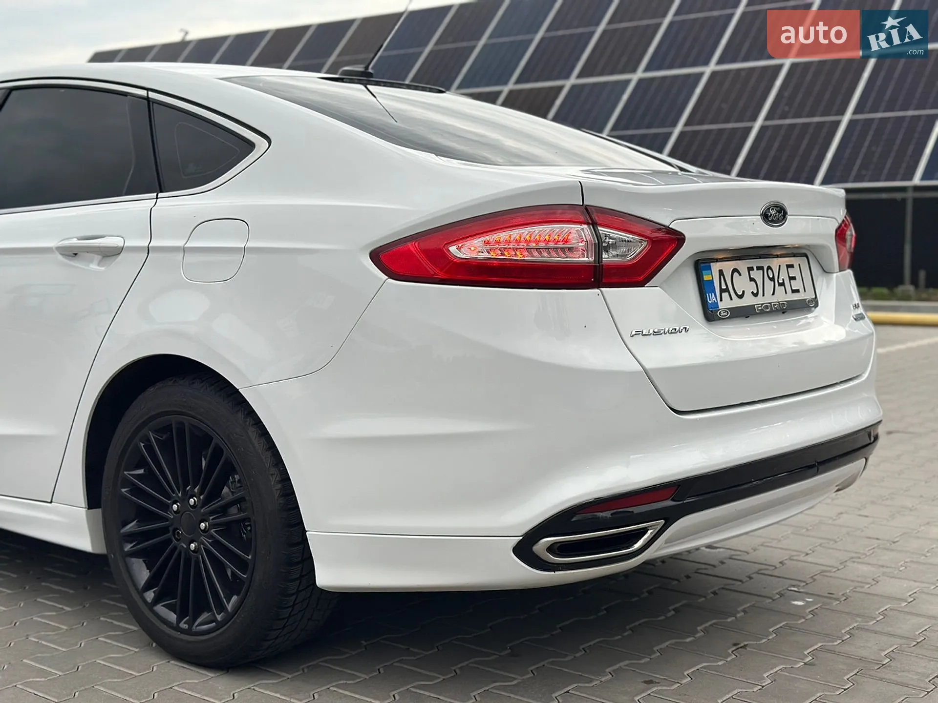 2013 Ford Fusion - мініатюра 30