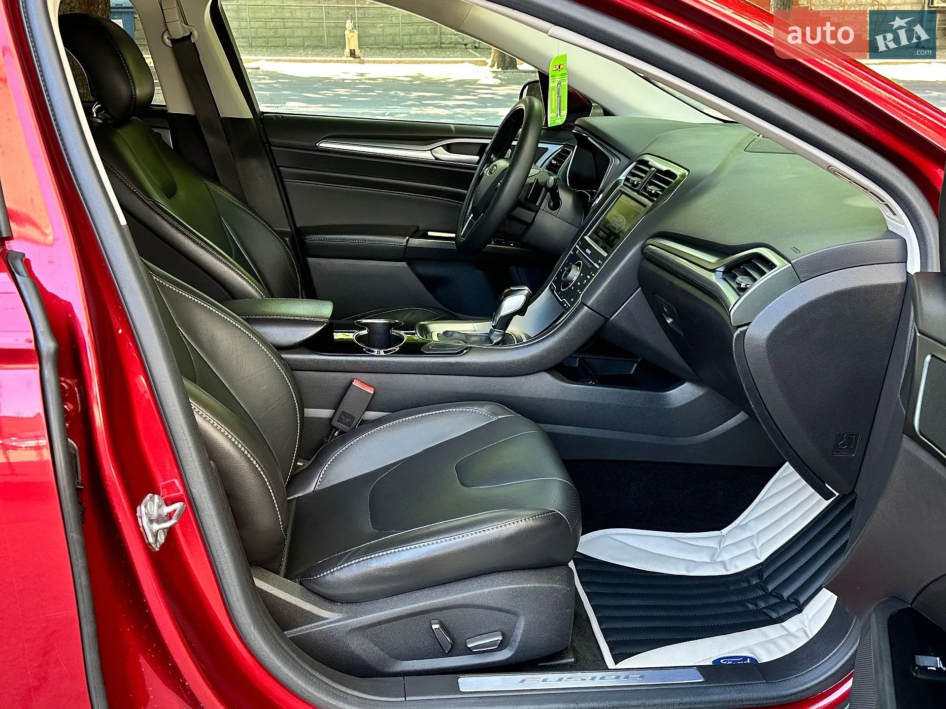 2014 Ford Fusion - мініатюра 39