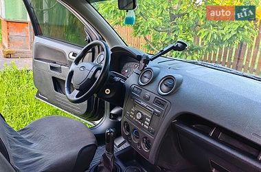 Хэтчбек Ford Fusion 2007 в Черновцах