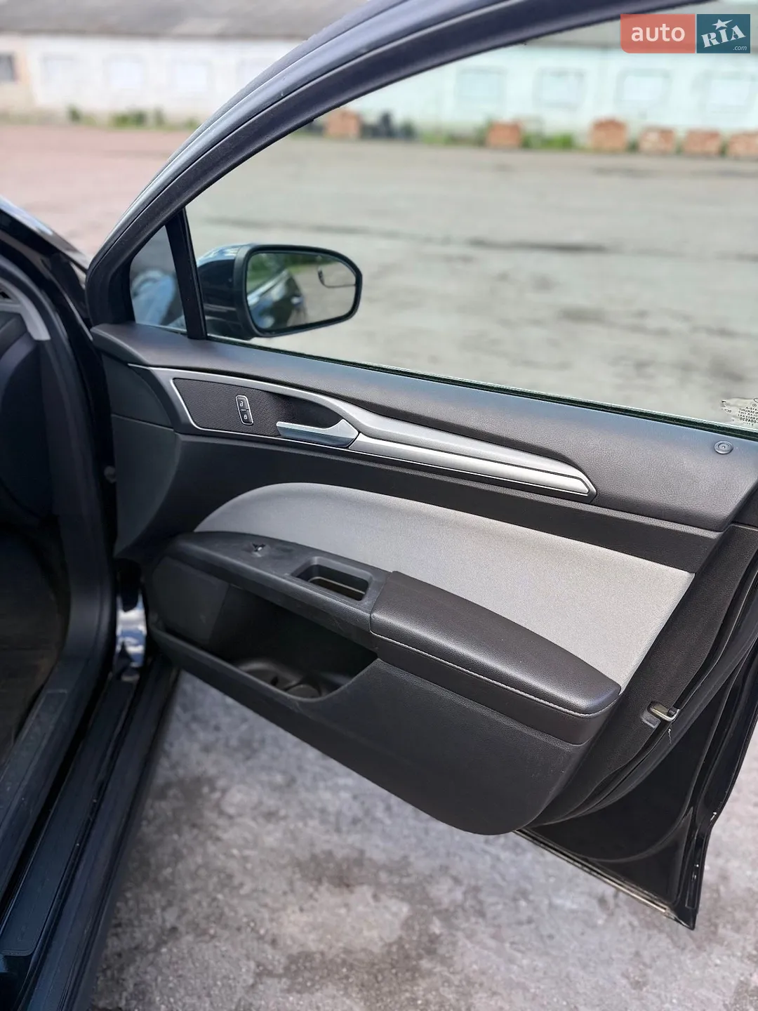 2013 Ford Fusion - мініатюра 16