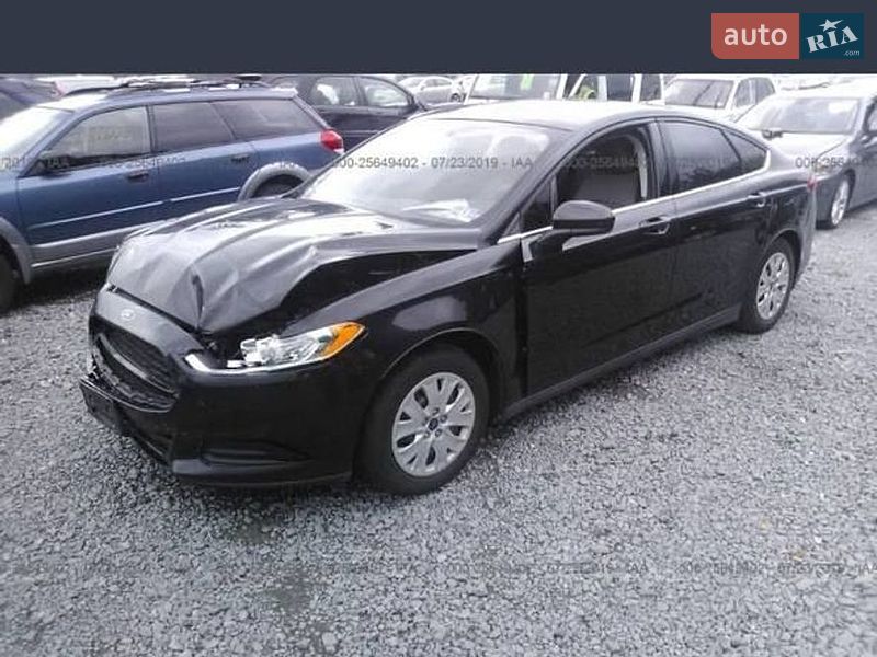 Седан Ford Fusion 2013 в Лубнах