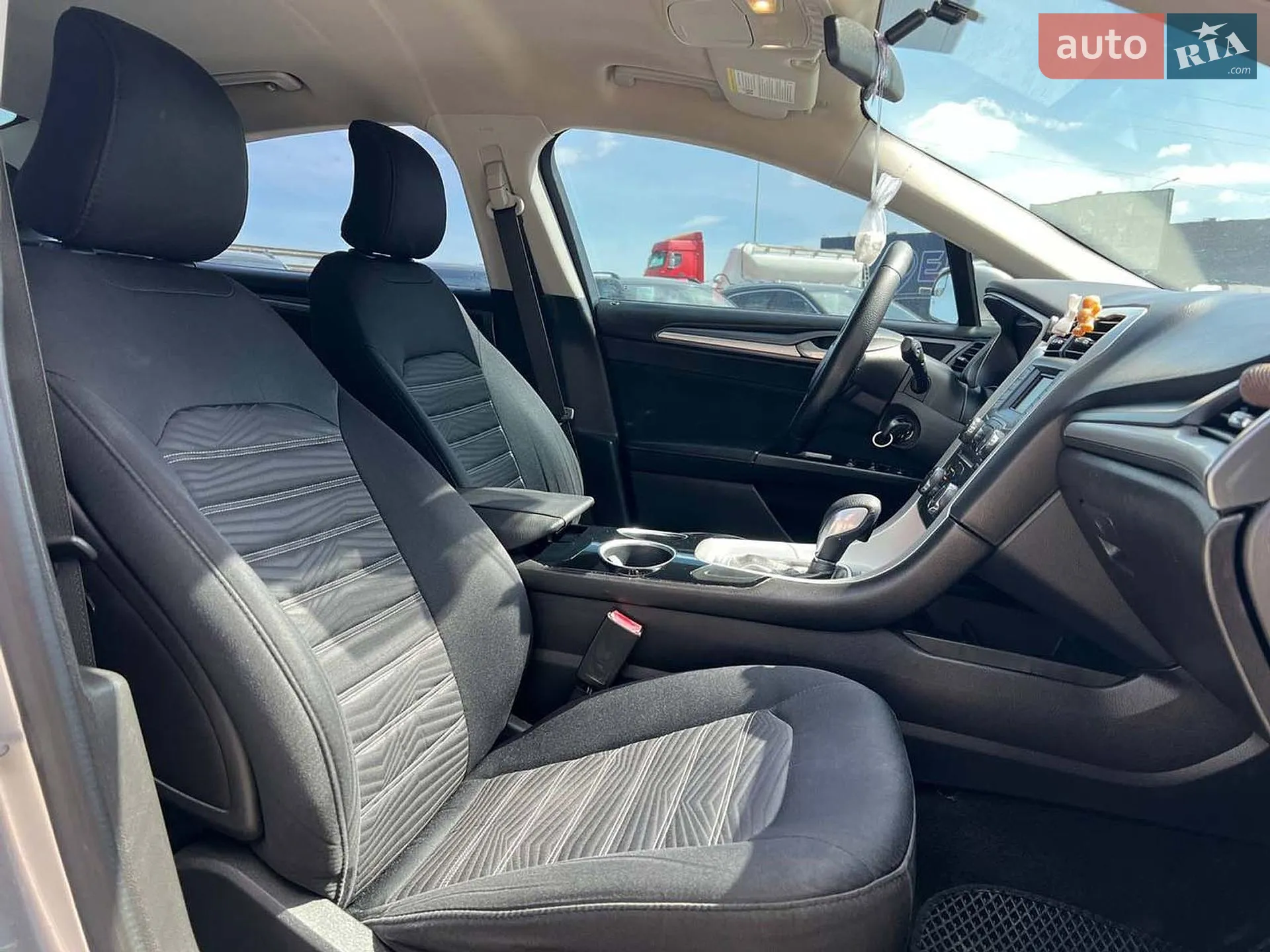 2015 Ford Fusion - мініатюра 41