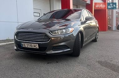 Седан Ford Fusion 2016 в Дніпрі